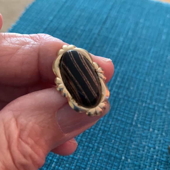 Gold and Brown Cufflinks - Picture 3 of 3